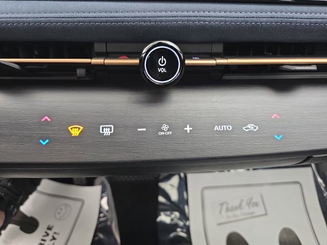 Used 2023 Nissan Ariya image 38