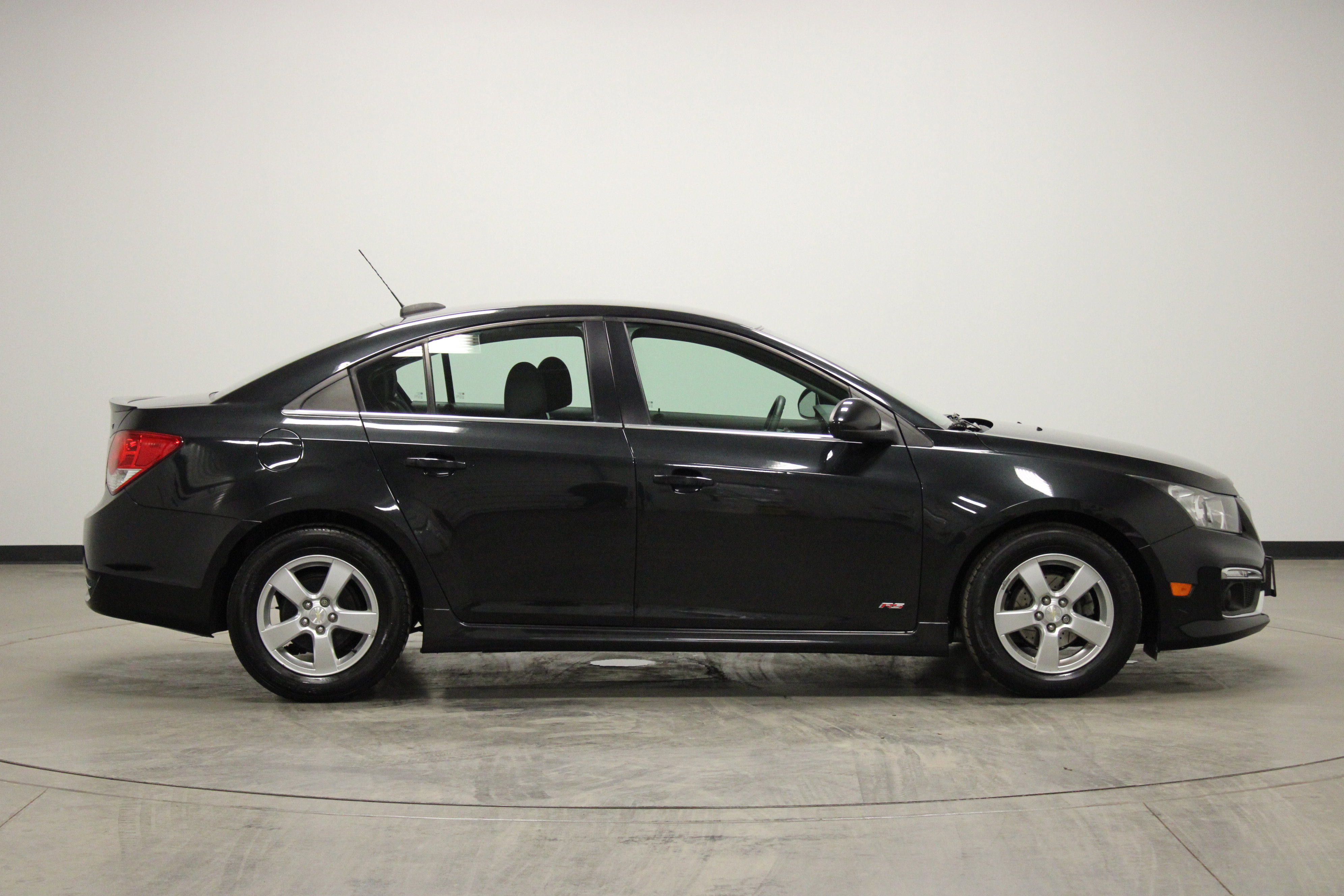 Used 2015 Chevrolet Cruze LT image 9