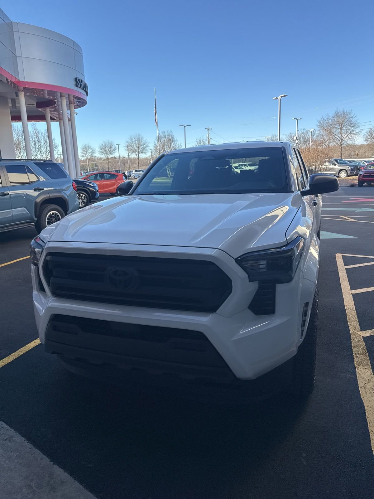 Used 2024 Toyota Tacoma SR image 9