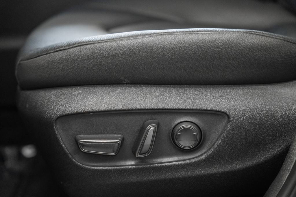 Used 2026 Toyota Grand Highlander XLE image 38