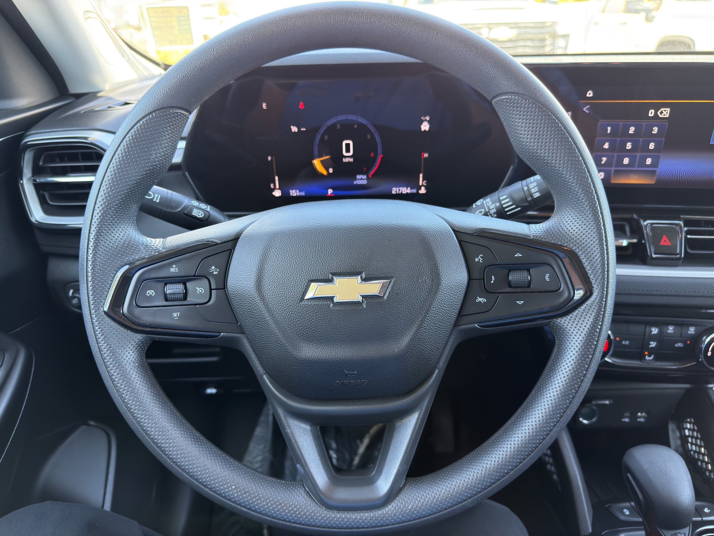 Used 2024 Chevrolet TrailBlazer LT FWD image 30