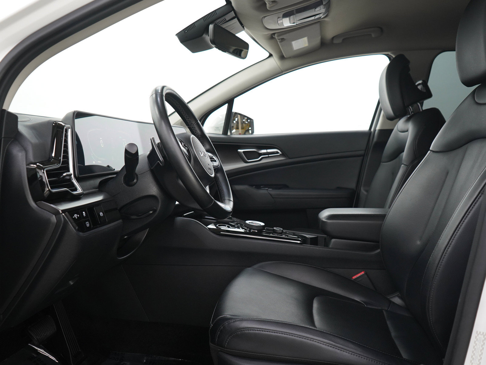 Used 2025 Kia Sportage EX AWD/4WD image 23