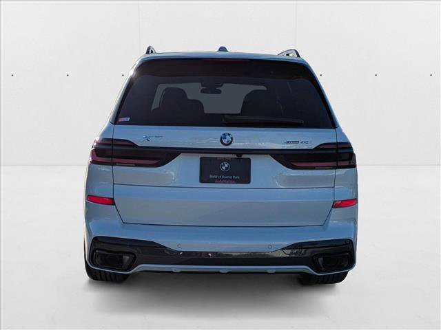 Used 2026 BMW X7 xDrive40i w/ M Sport Package image 8