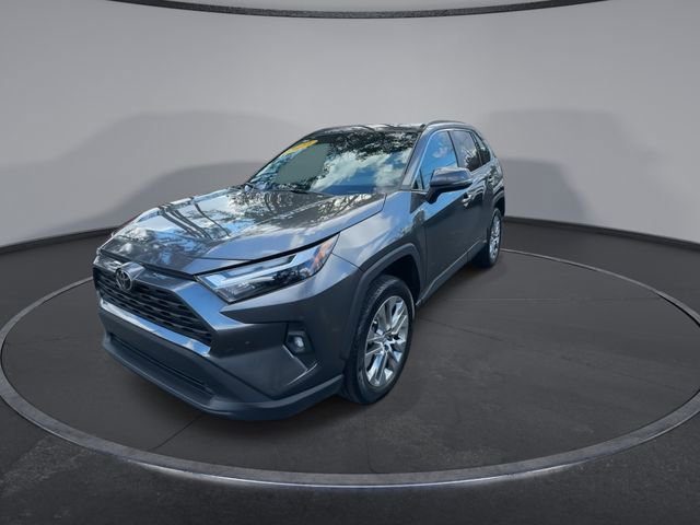 Used 2023 Toyota RAV4 XLE Premium image 6