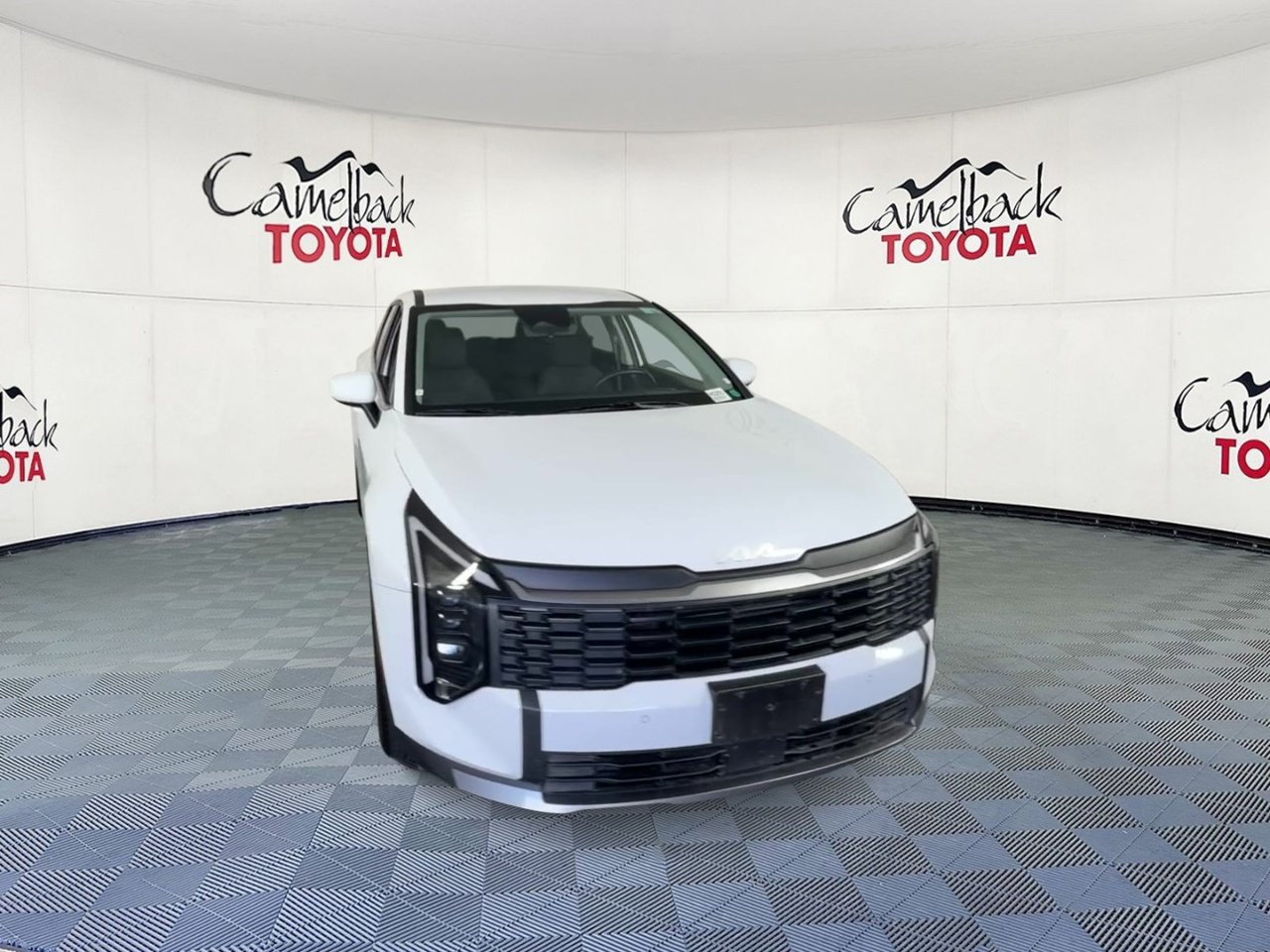 Used 2026 Kia Sportage LX FWD image 6