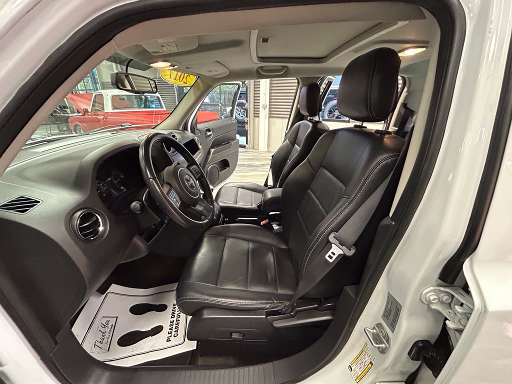 Used 2017 Jeep Patriot High Altitude AWD/4WD image 56