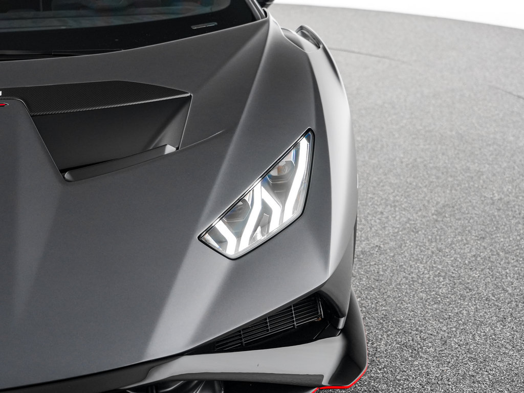 Used 2023 Lamborghini Huracan STO RWD image 47