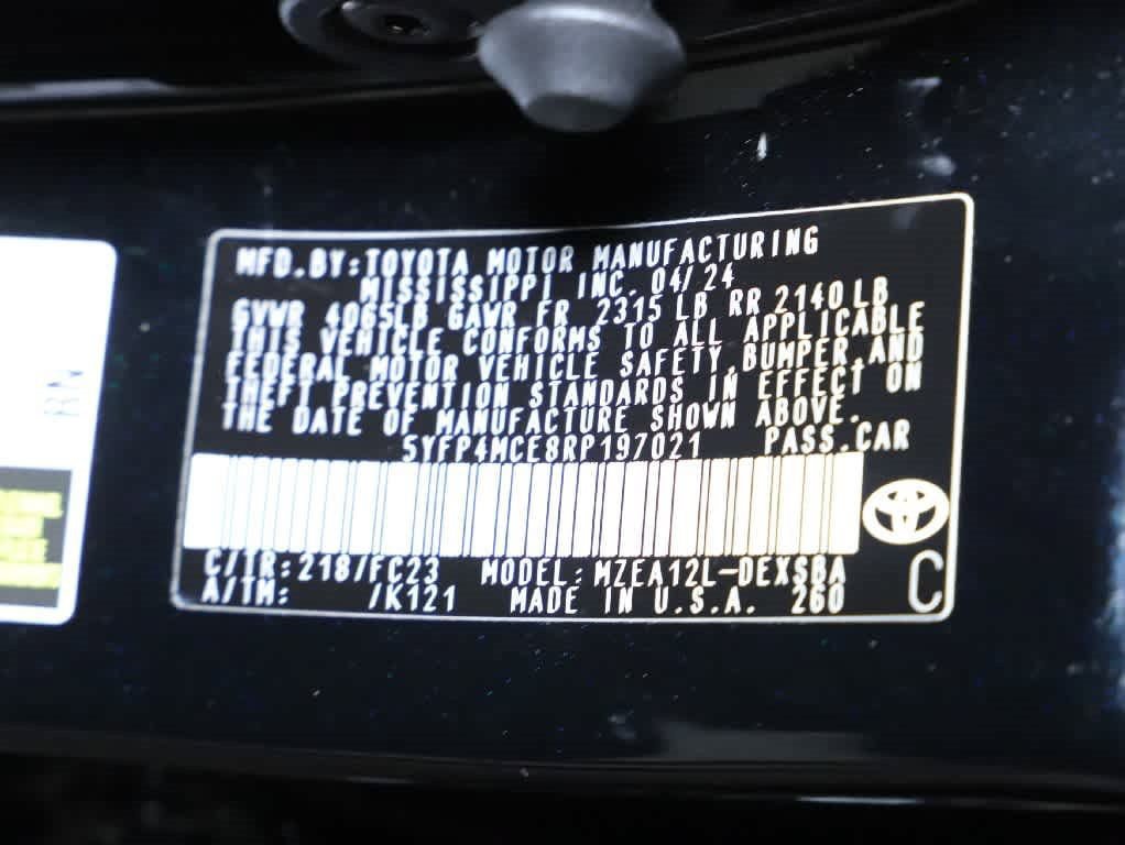 Certified 2024 Toyota Corolla SE w/ SE Premium Package FWD image 20