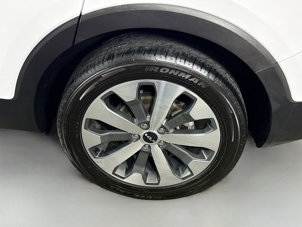 Used 2022 Kia Telluride S image 39