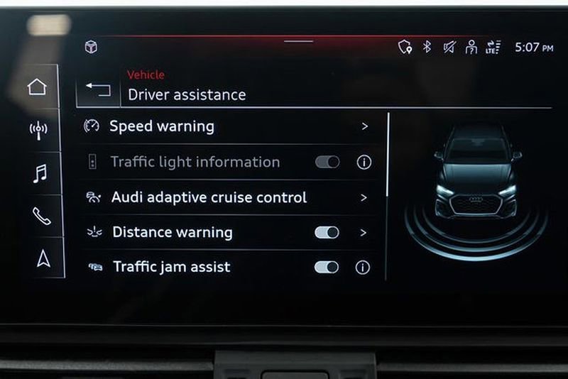 Used 2025 Audi Q5 e Premium image 26