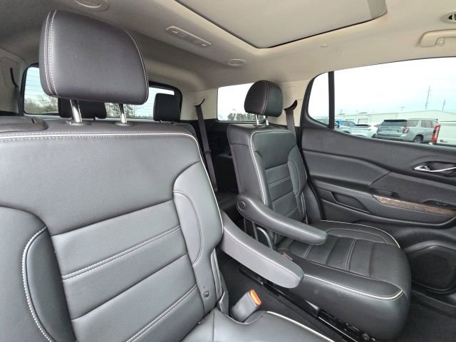 Used 2023 GMC Acadia Denali w/ Denali Technology Package image 16