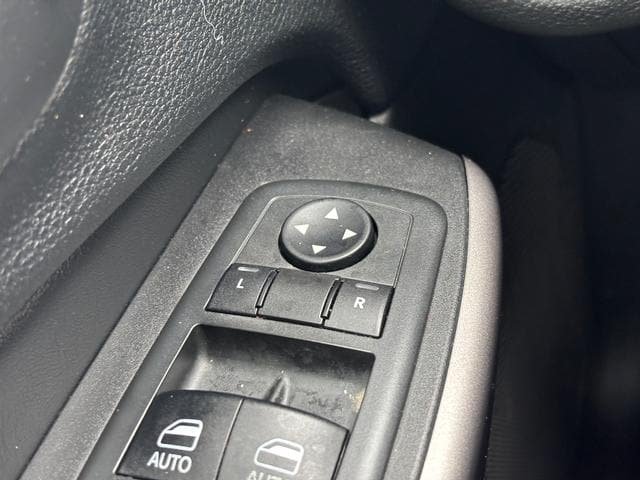 Used 2020 Jeep Cherokee Limited AWD/4WD image 25