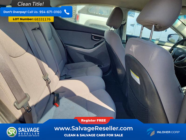 Used 2014 Hyundai Elantra SE FWD image 13