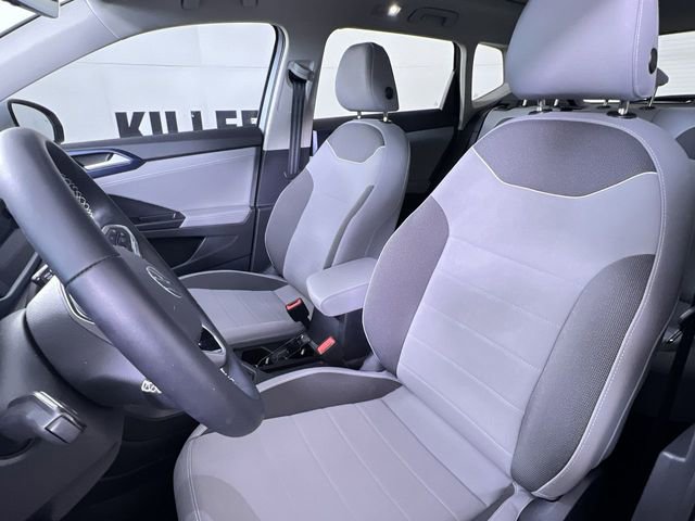 Used 2024 Volkswagen Taos SE image 11