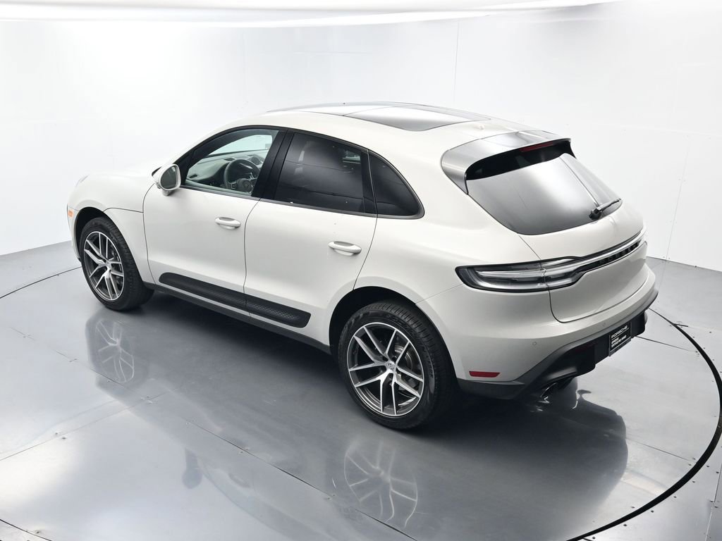 Certified 2026 Porsche Macan Turbo AWD/4WD image 36