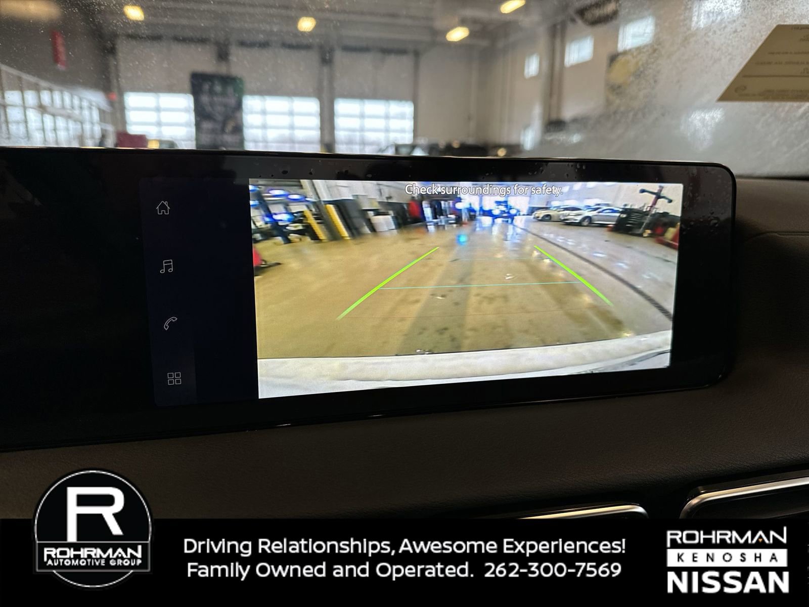 New 2026 Nissan Sentra SR w/ Floor Mat Package image 9