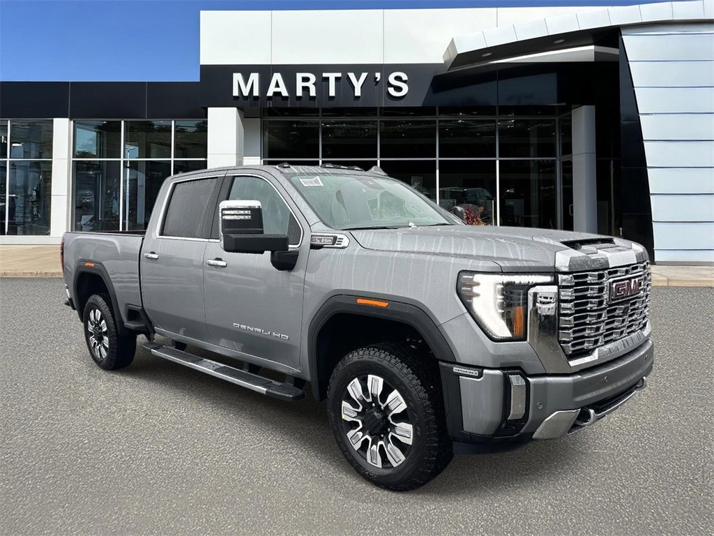 New 2026 GMC Sierra 3500 Denali w/ Denali Reserve Package image 1