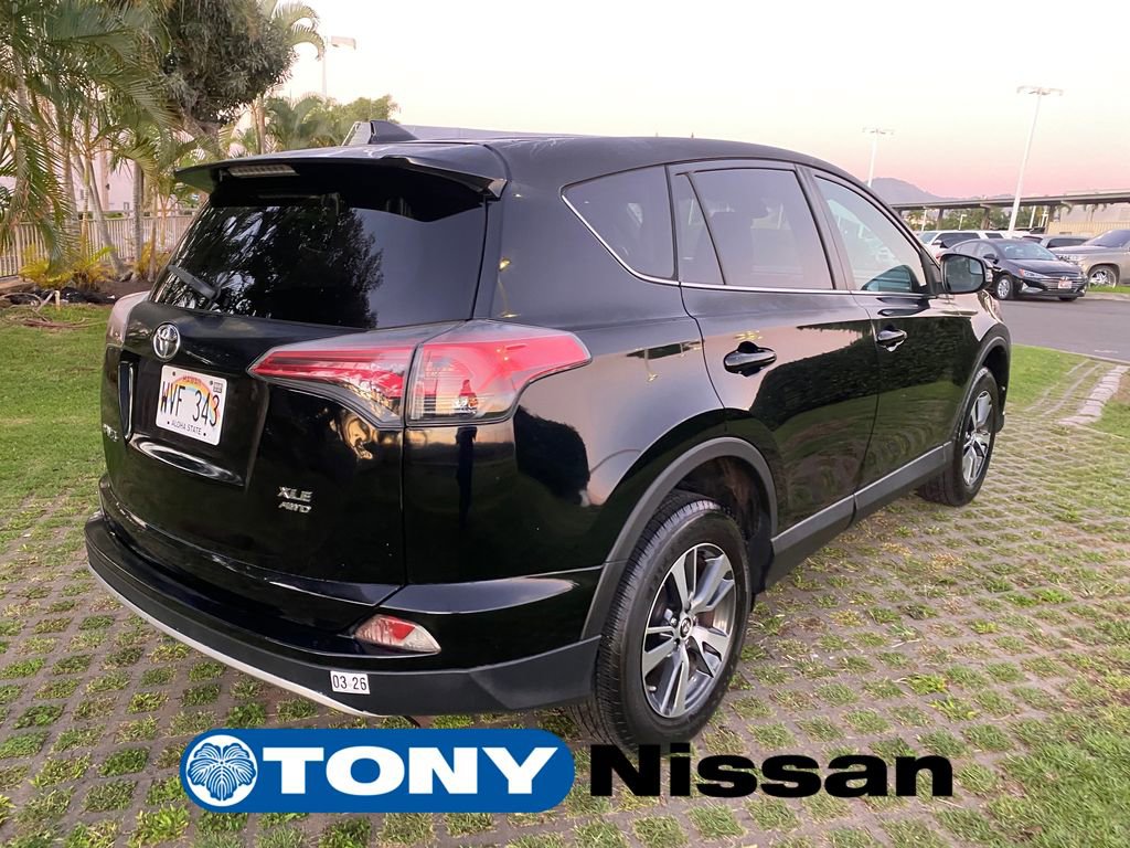 Used 2018 Toyota RAV4 XLE image 23