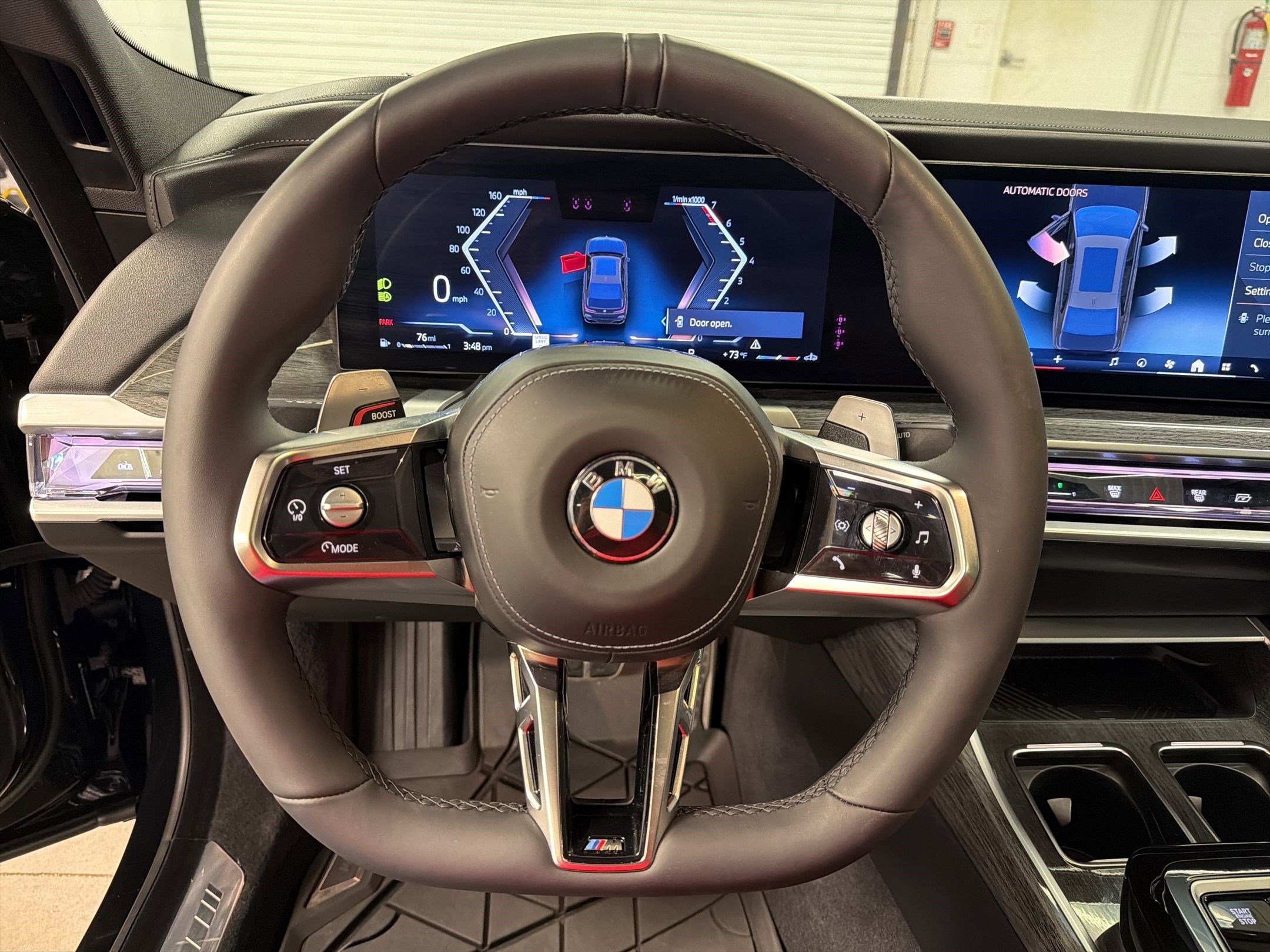 Certified 2025 BMW 760i xDrive w/ Executive Package AWD/4WD image 15