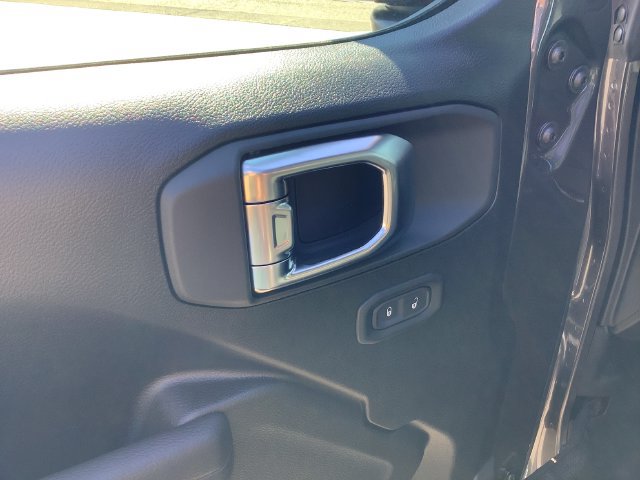 New 2026 Jeep Wrangler Sport AWD/4WD image 9