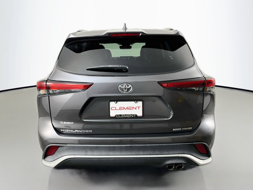 Used 2021 Toyota Highlander XSE AWD/4WD image 8