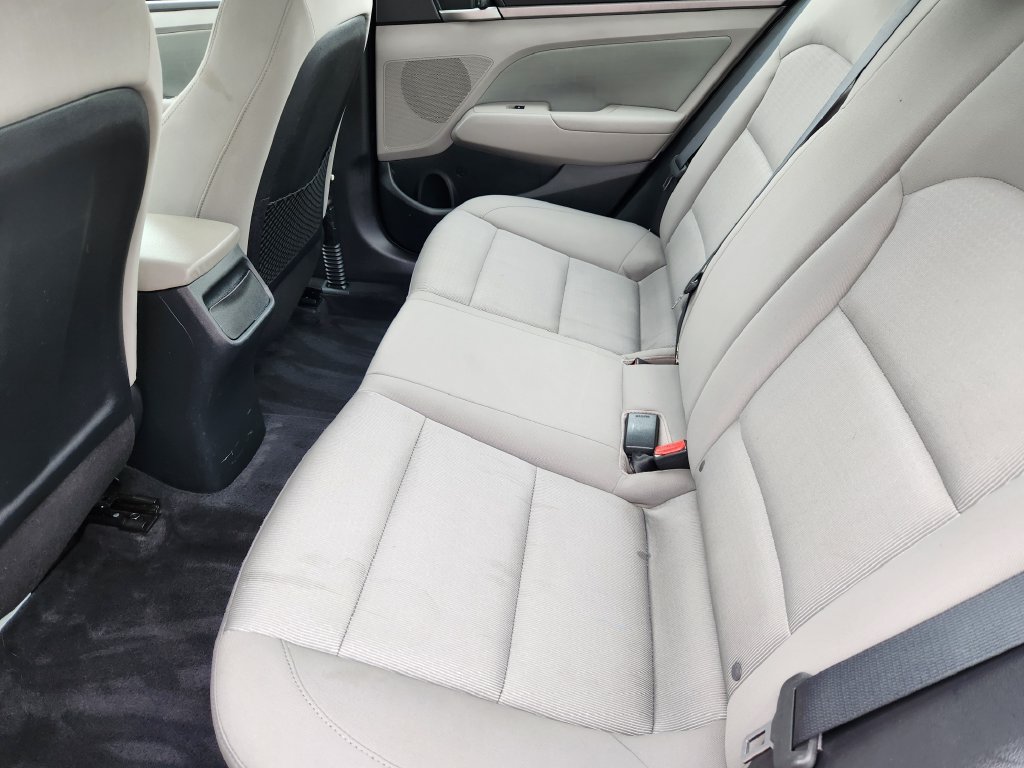 Used 2018 Hyundai Elantra Value Edition FWD image 19