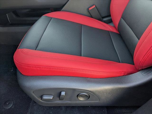 New 2026 Chevrolet Equinox EV RS image 4