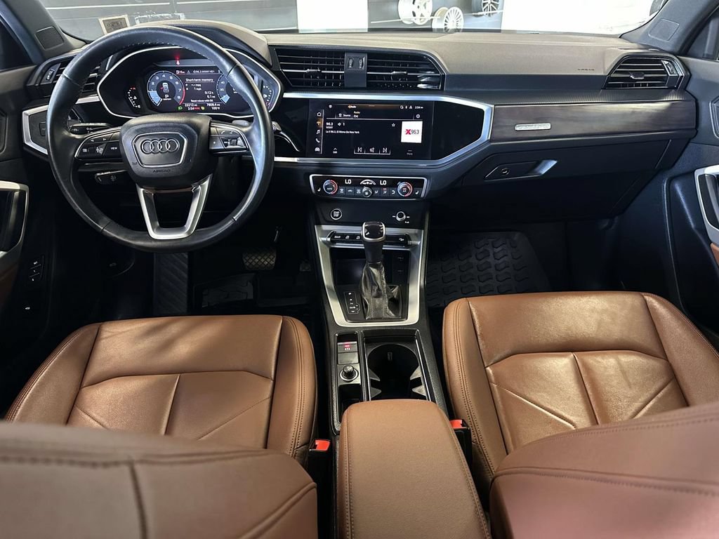 Used 2023 Audi Q3 2.0T Premium w/ Convenience Package AWD/4WD image 17