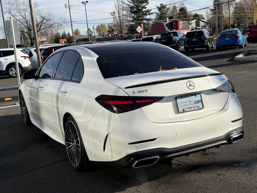 Used 2022 Mercedes-Benz C 300 4MATIC Sedan image 5