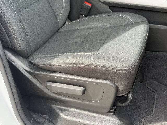 Used 2025 RAM 1500 Big Horn AWD/4WD image 17