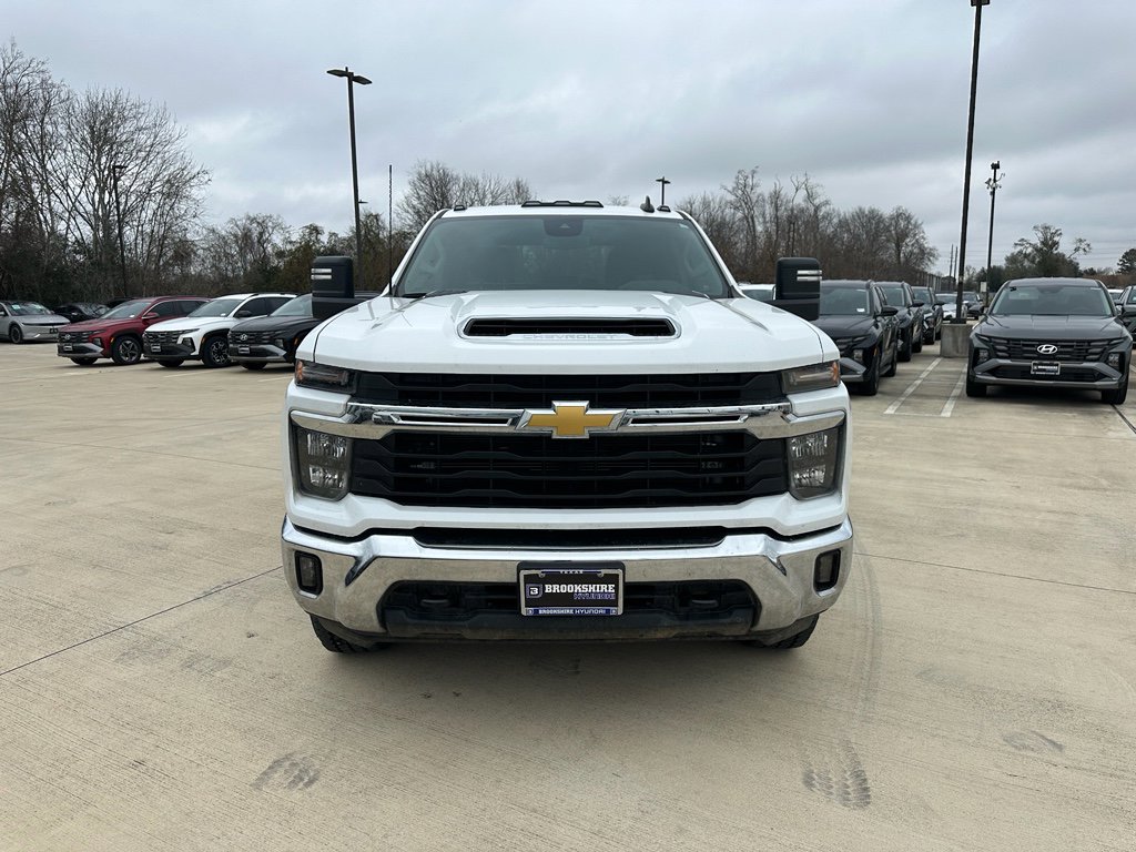Used 2025 Chevrolet Silverado 2500 LT w/ Convenience Package image 2