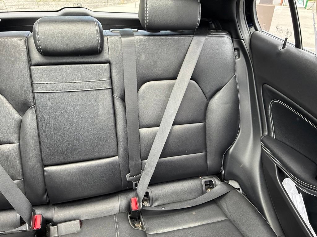 Used 2019 Mercedes-Benz GLA 250 4MATIC image 14