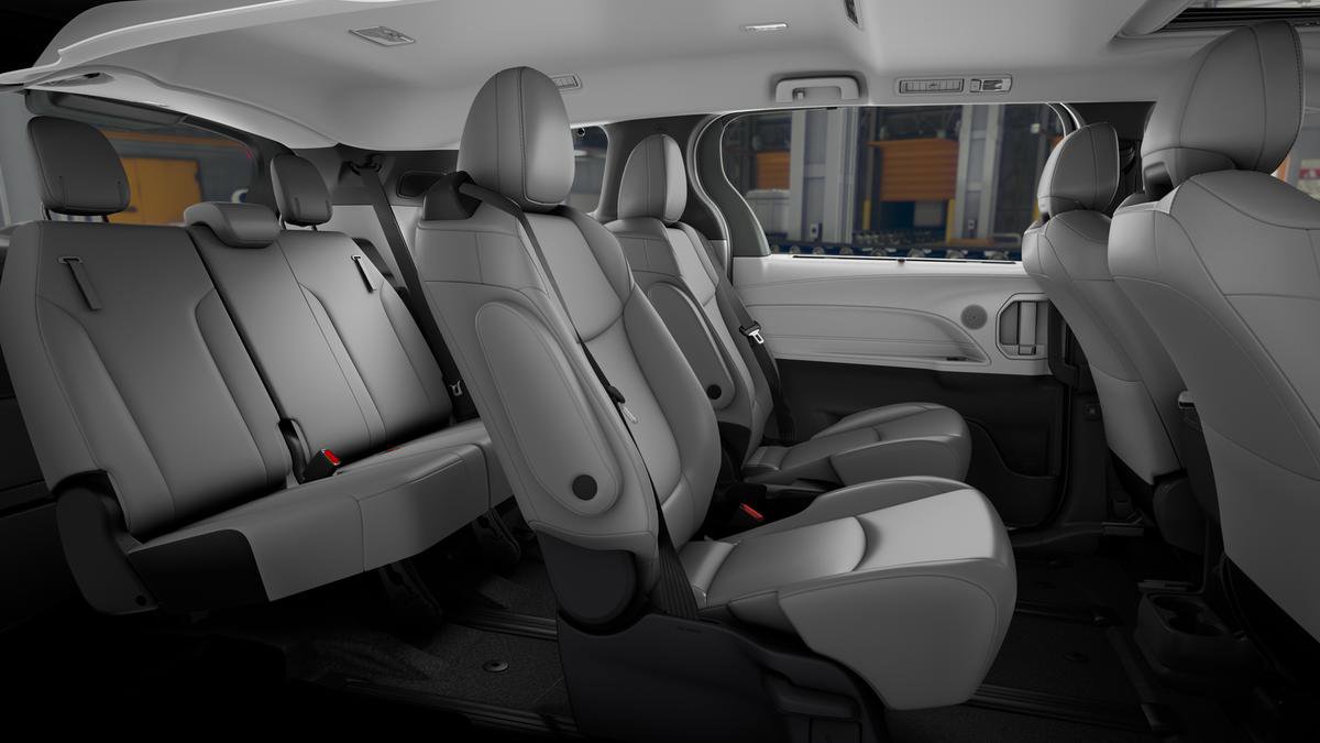 New 2026 Toyota Sienna XLE AWD/4WD image 21