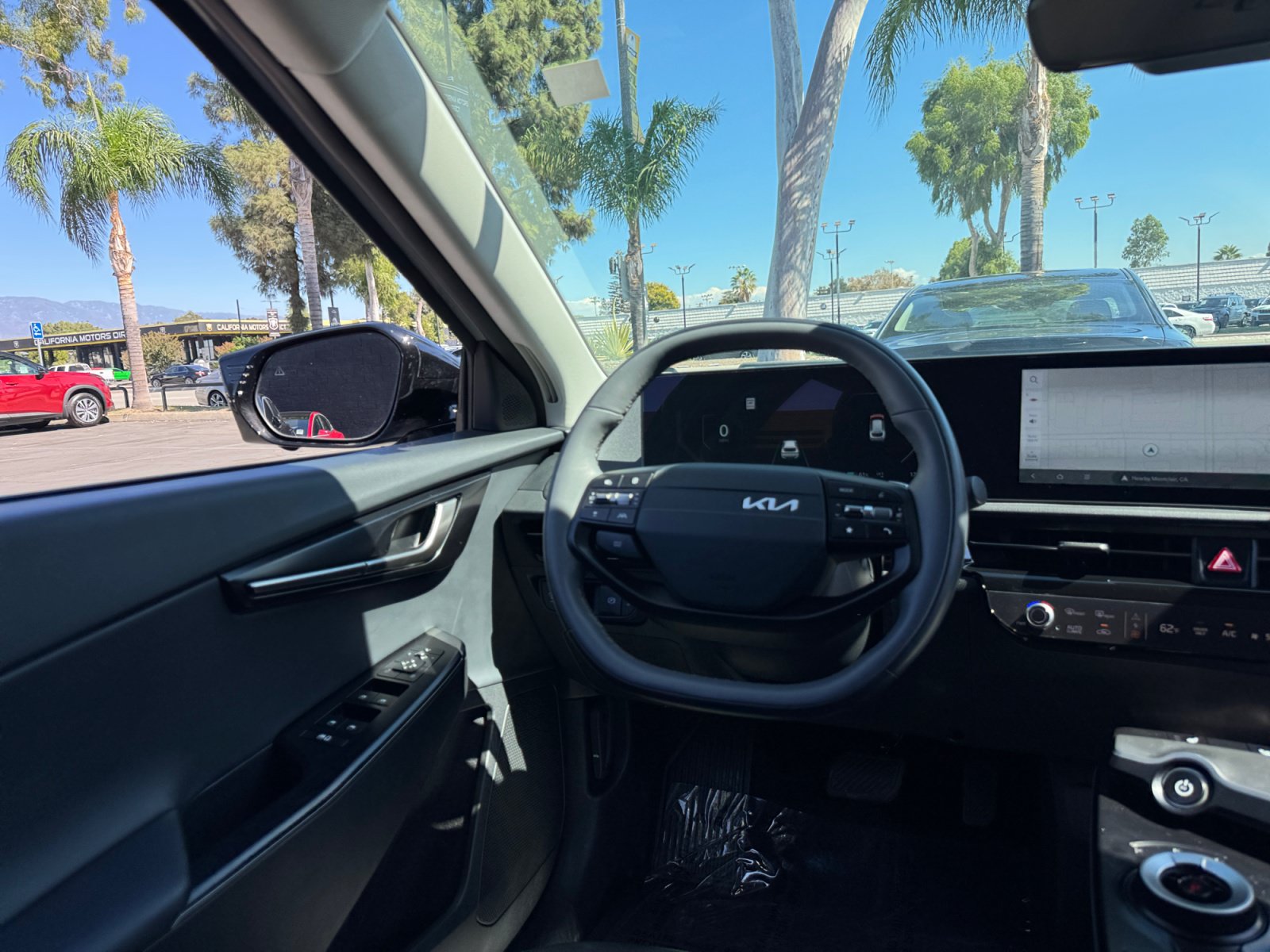 Used 2025 Kia EV6 Light w/ Light LR Technology Package RWD image 18