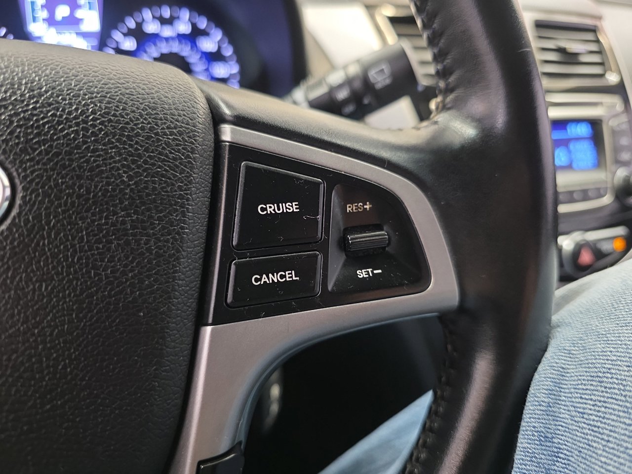 Used 2015 Hyundai Accent Sport image 41