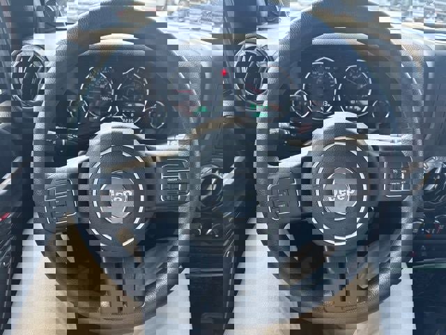 Used 2014 Jeep Wrangler Sport AWD/4WD image 12