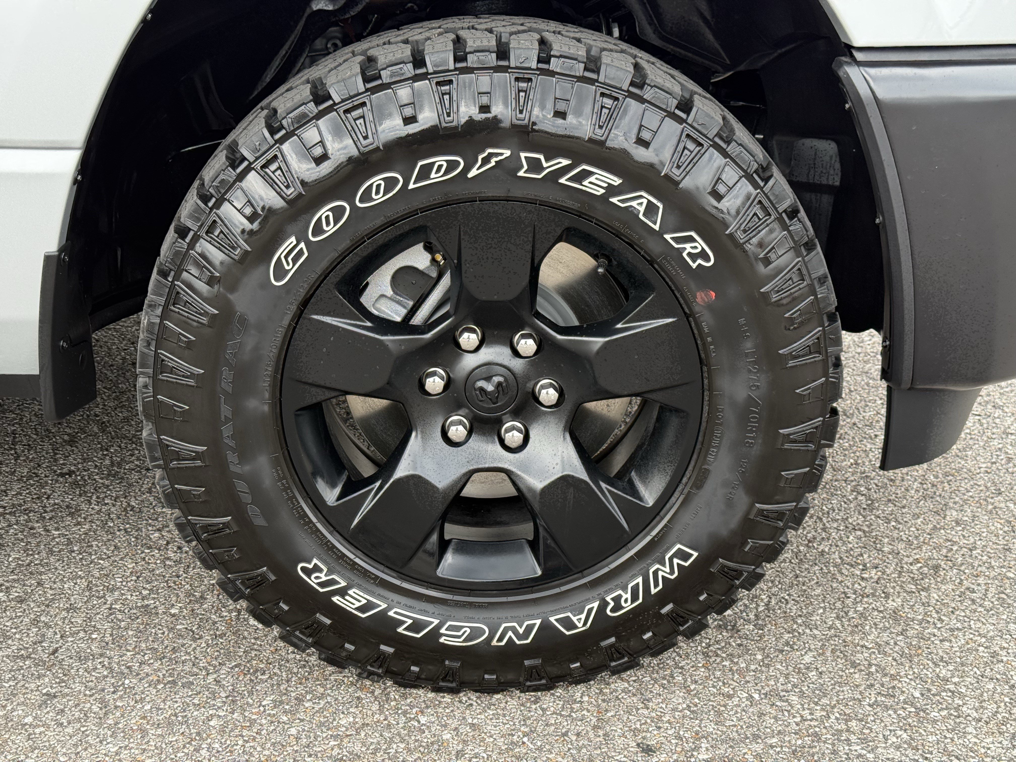 New 2026 RAM 1500 Warlock AWD/4WD image 13