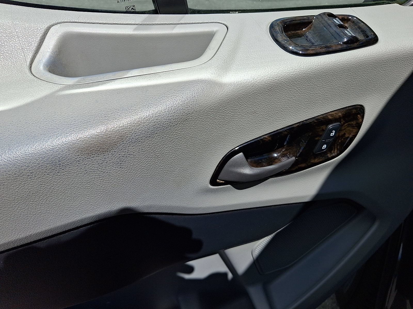 Used 2017 Ford Transit 150 XLT RWD image 15