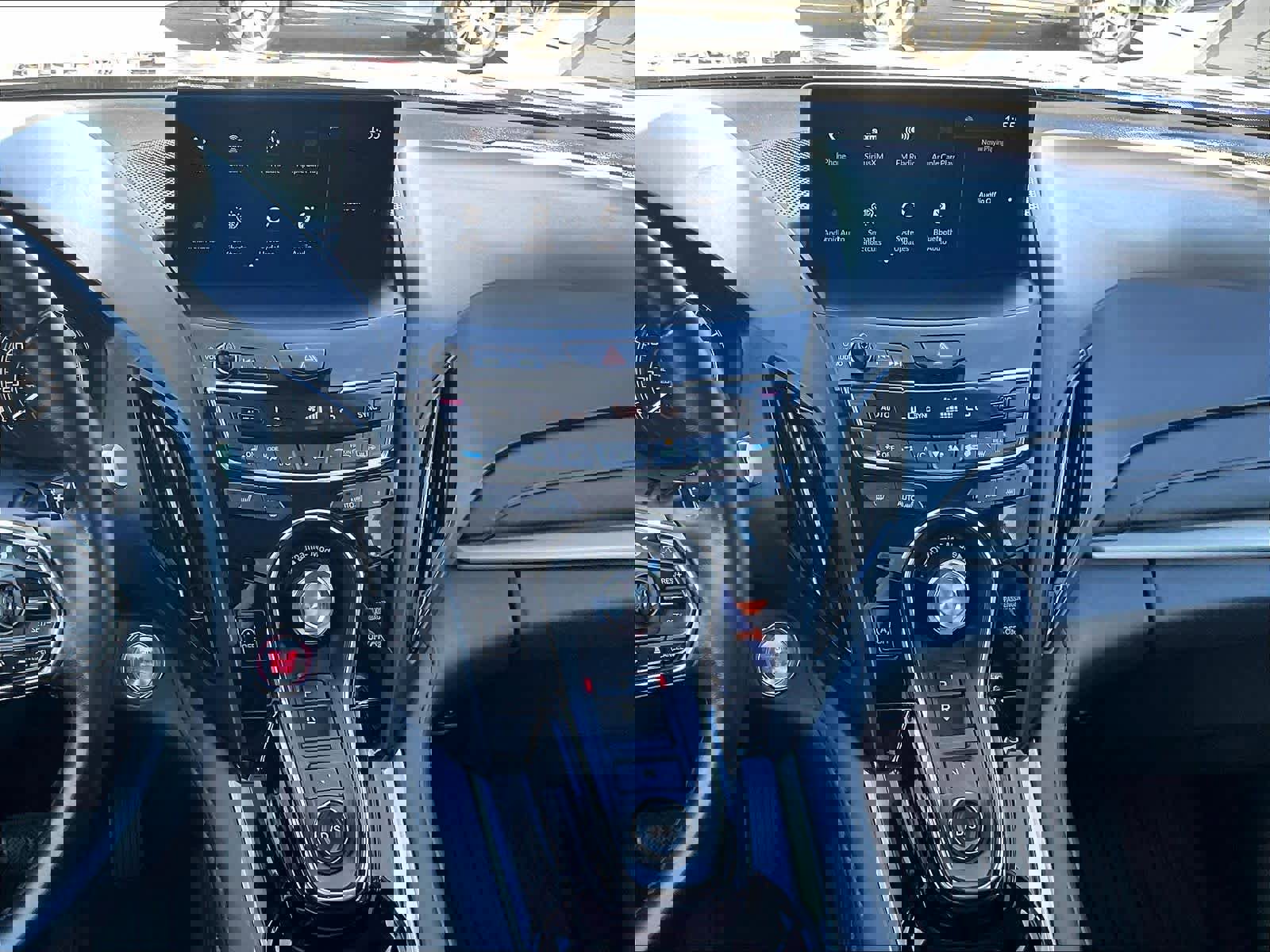 Used 2023 Acura RDX AWD image 9