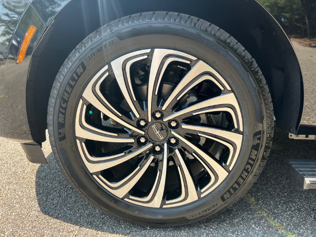 New 2027 Lincoln Navigator L Black Label AWD/4WD image 12