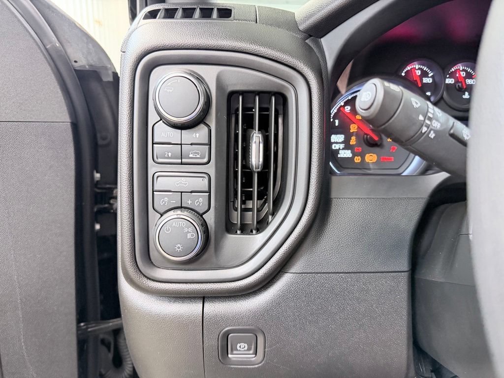 Used 2024 Chevrolet Silverado 1500 Custom AWD/4WD image 36