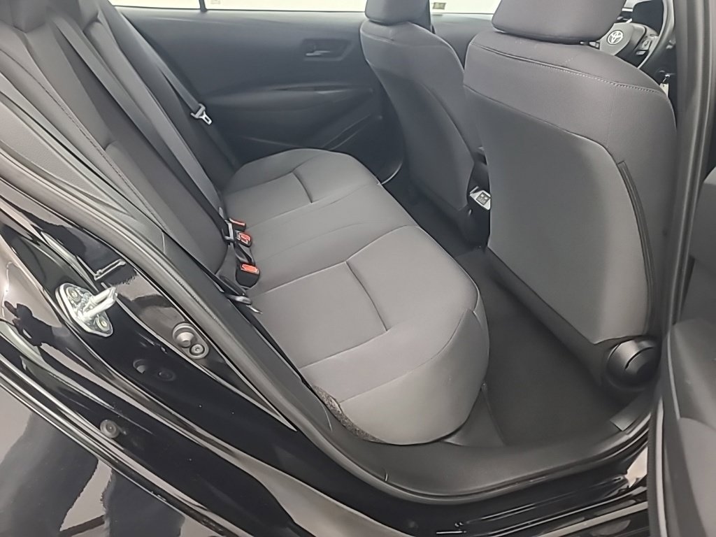 Used 2024 Toyota Corolla LE FWD image 18