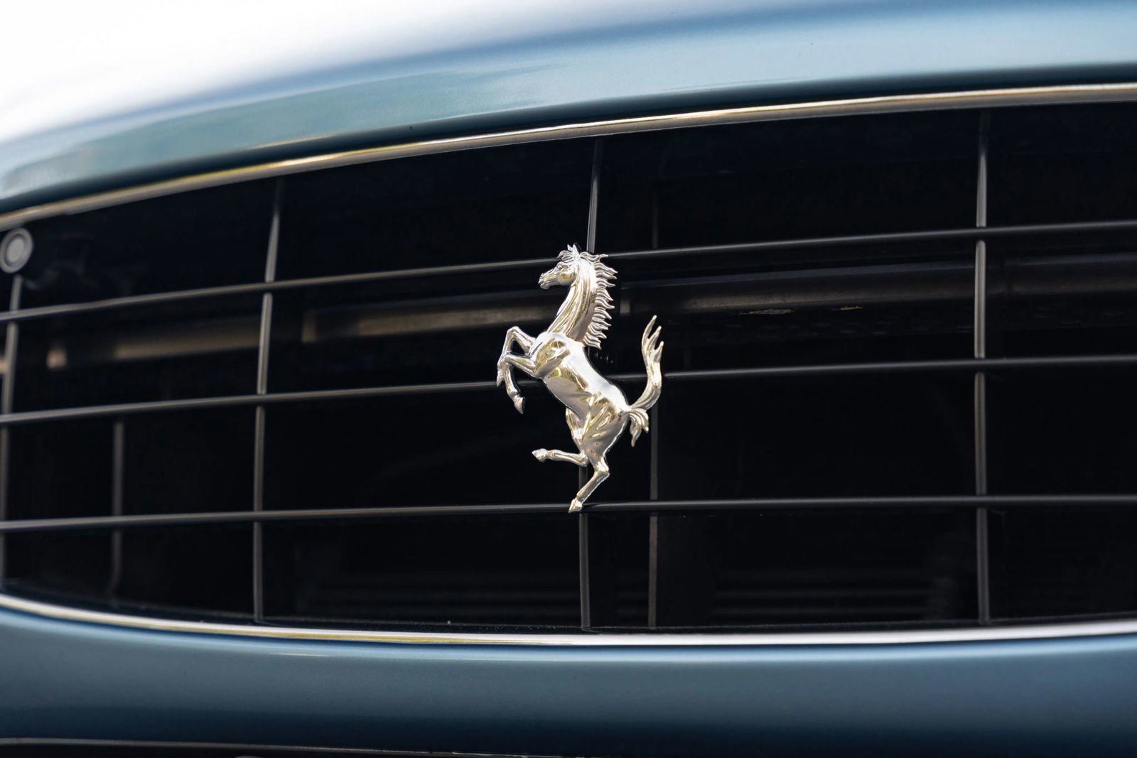 Used 2010 Ferrari California RWD image 75
