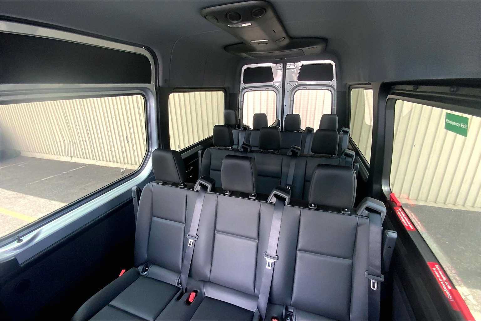 Used 2025 Mercedes-Benz Sprinter 2500 image 6