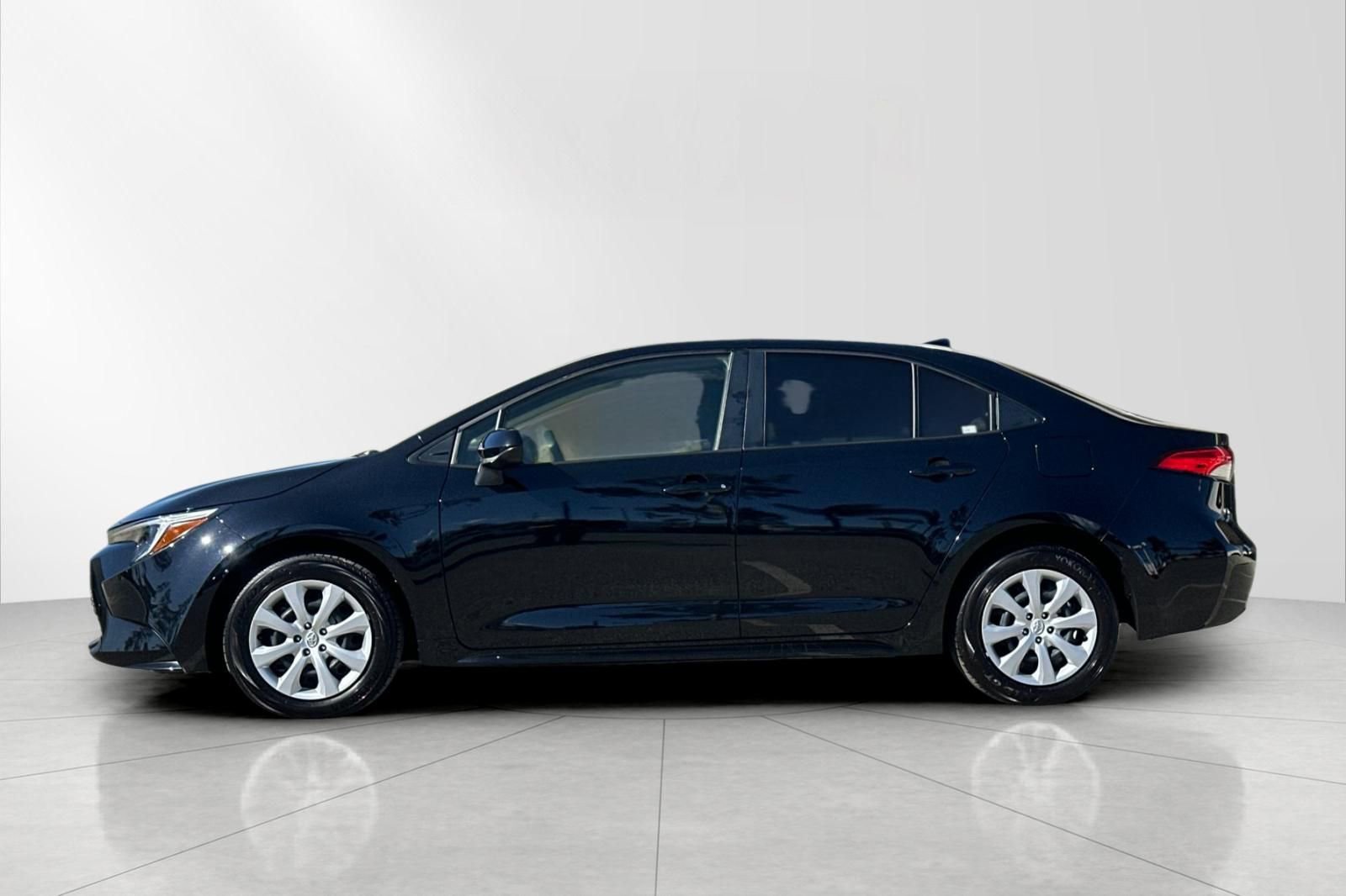 Used 2026 Toyota Corolla LE image 7