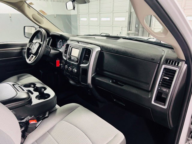 Used 2024 RAM 1500 Classic SLT RWD image 28