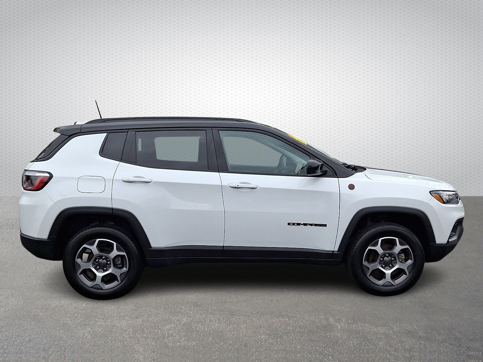Certified 2022 Jeep Compass Trailhawk w/ Trailhawk Convenience Group AWD/4WD image 7
