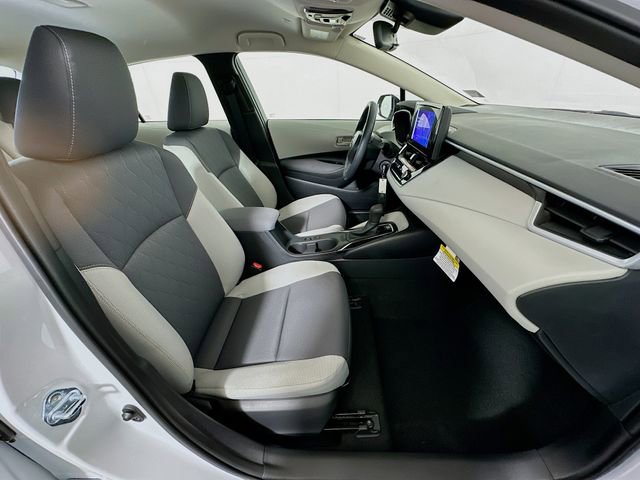 Certified 2025 Toyota Corolla LE image 27