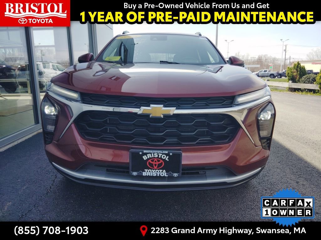 Used 2025 Chevrolet Trax LT w/ LT Convenience Package FWD image 33