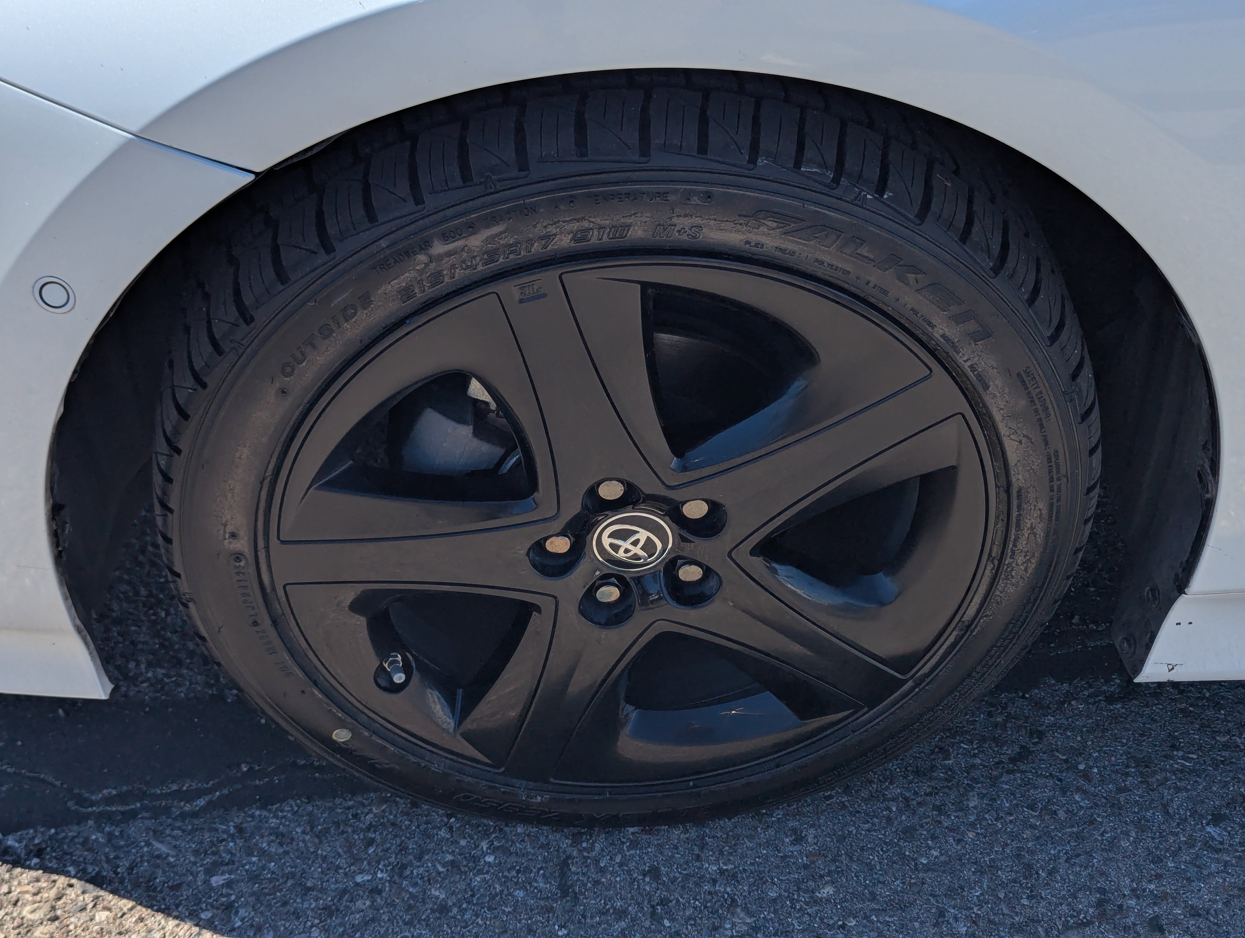 Used 2021 Toyota Prius image 7